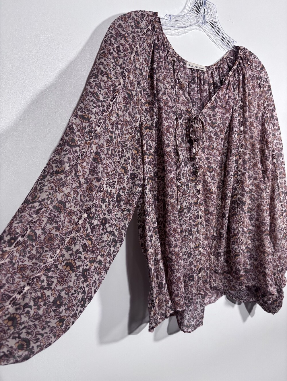 Ulla Johnson Deetra Blouse Size 10 Gardenia Floral 100% Silk - Picture 5 of 7